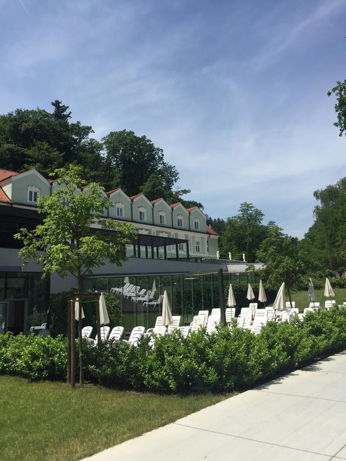 Apartment On Zdraviliski Trg 7 로가스카슬라티나 외부 사진
